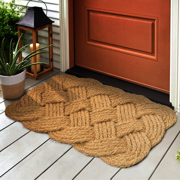 Maeve Classic Coastal Scalloped Basketweave Coir Mat